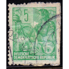 1953, август. Почтовая марка Германии (ГДР). Пятилетний план. 5 пфенинг