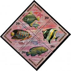 1974, сентябрь. Почтовая марка Бурунди. Рыбы, 24Fr	