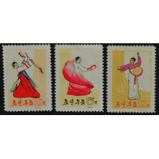 1964, июнь. Набор почтовых марок Северной Кореи. Национальный танец