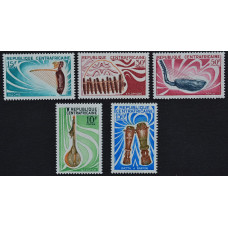 1970, январь. Набор почтовых марок Центрально-Африканской республики. Музыкальные инструменты
